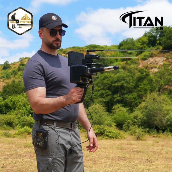 Titan X13